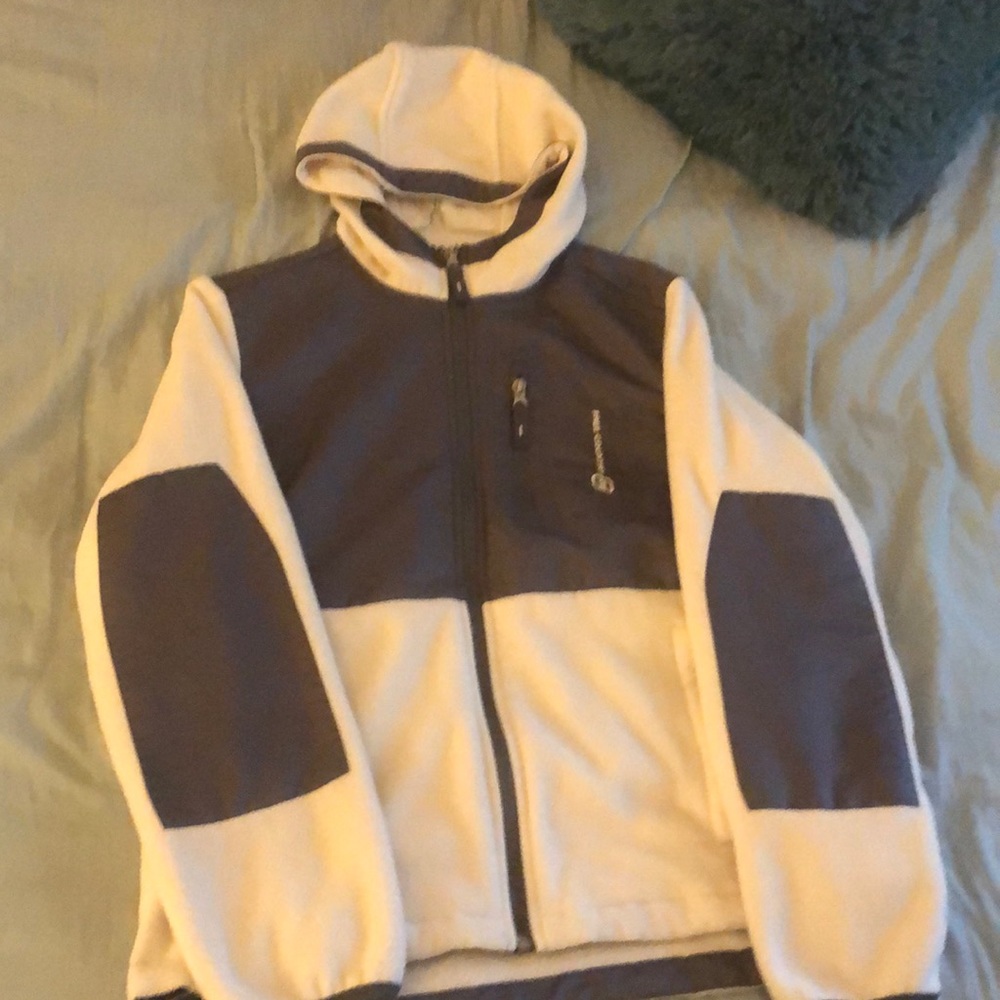 Free country zip up , Grey and white ,Medium, No flaws or rips